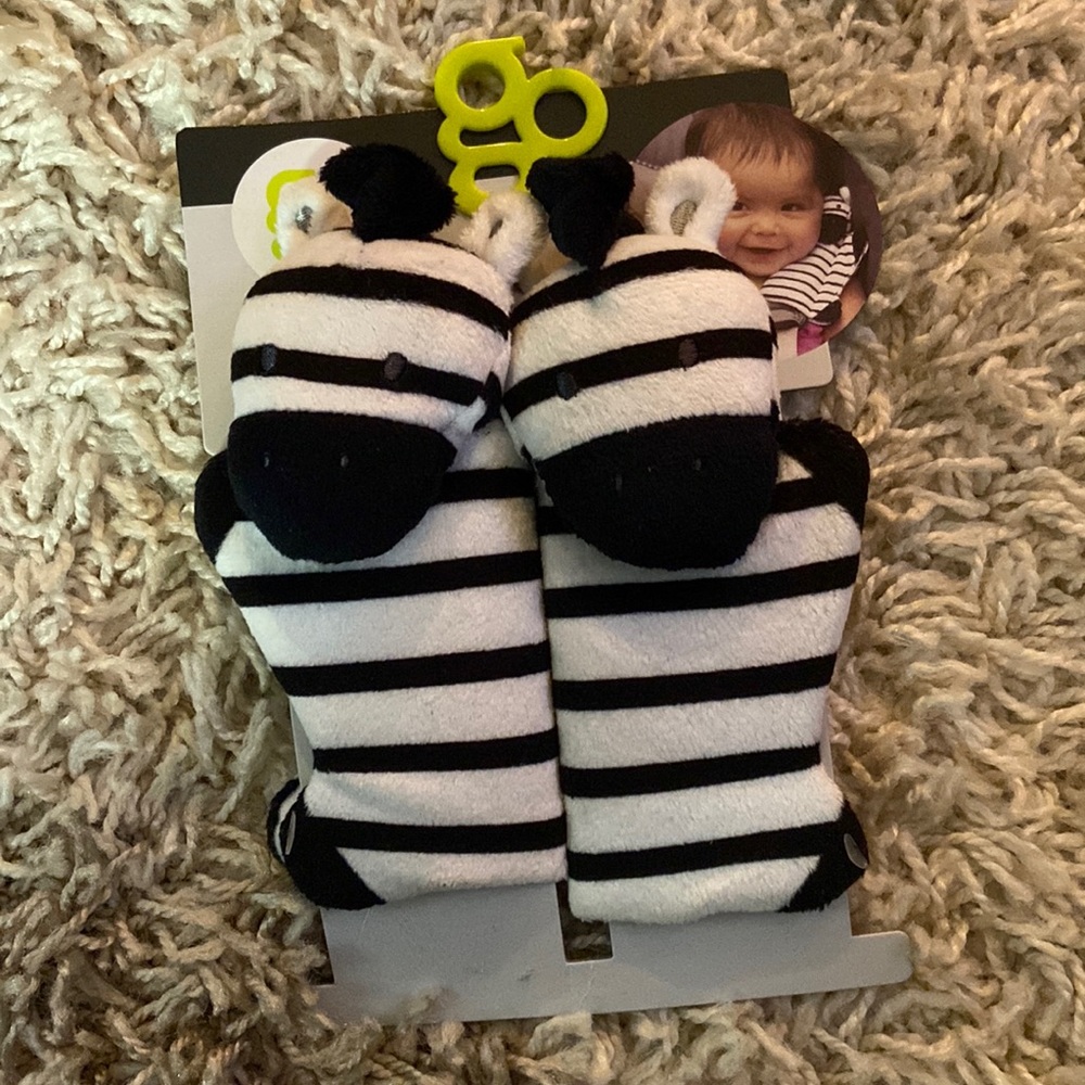 Goldbug strap covers - zebras - for car seats, strollers and joggers